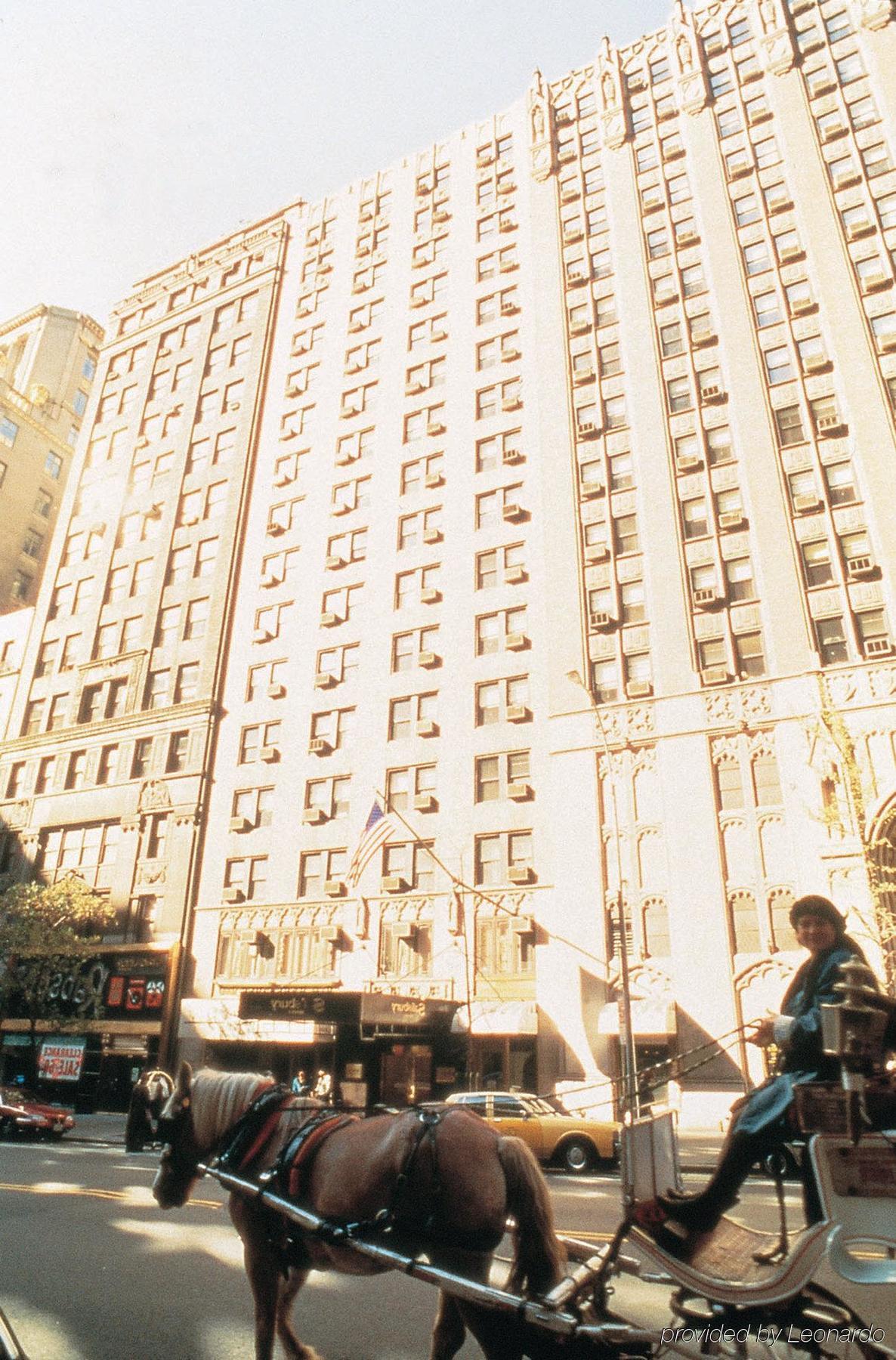 Salisbury Hotel Нью-Йорк Экстерьер фото